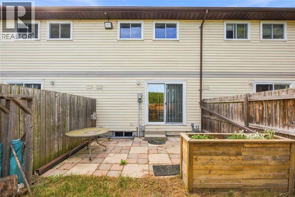 #44 200 ST.CLAIR BOULEVARD - 48