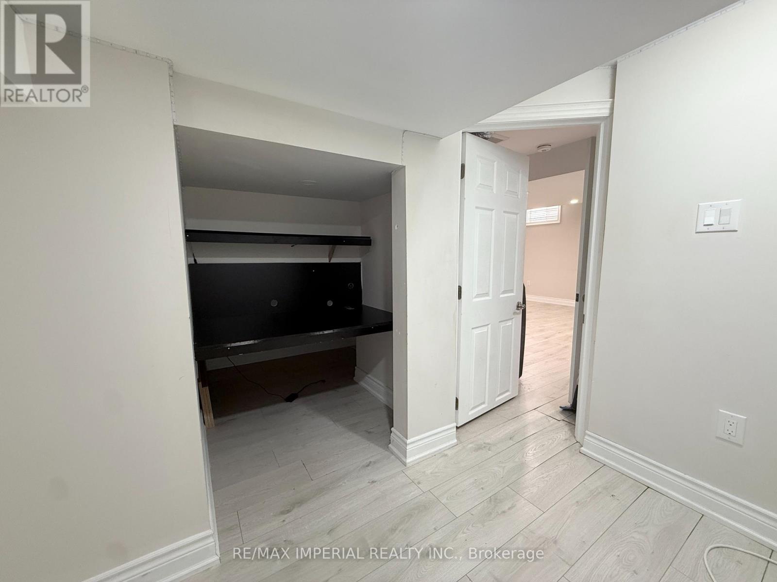 179 Chelsea Crescent — photo 16