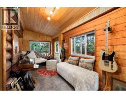 35 Bracken Point, Bragg Creek, AB T0L0C5 Photo 19