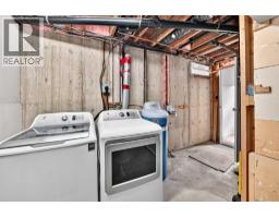 1040 Motherwell Road NE - photo 28