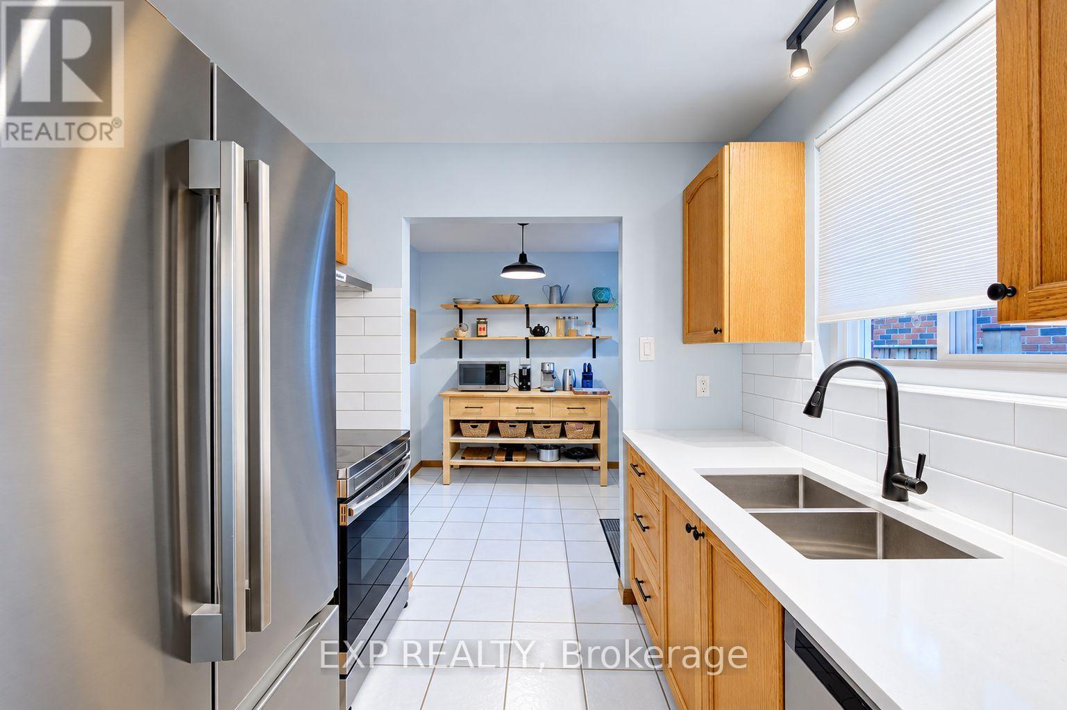 115 Chopin Drive, Kitchener, ON photo 8