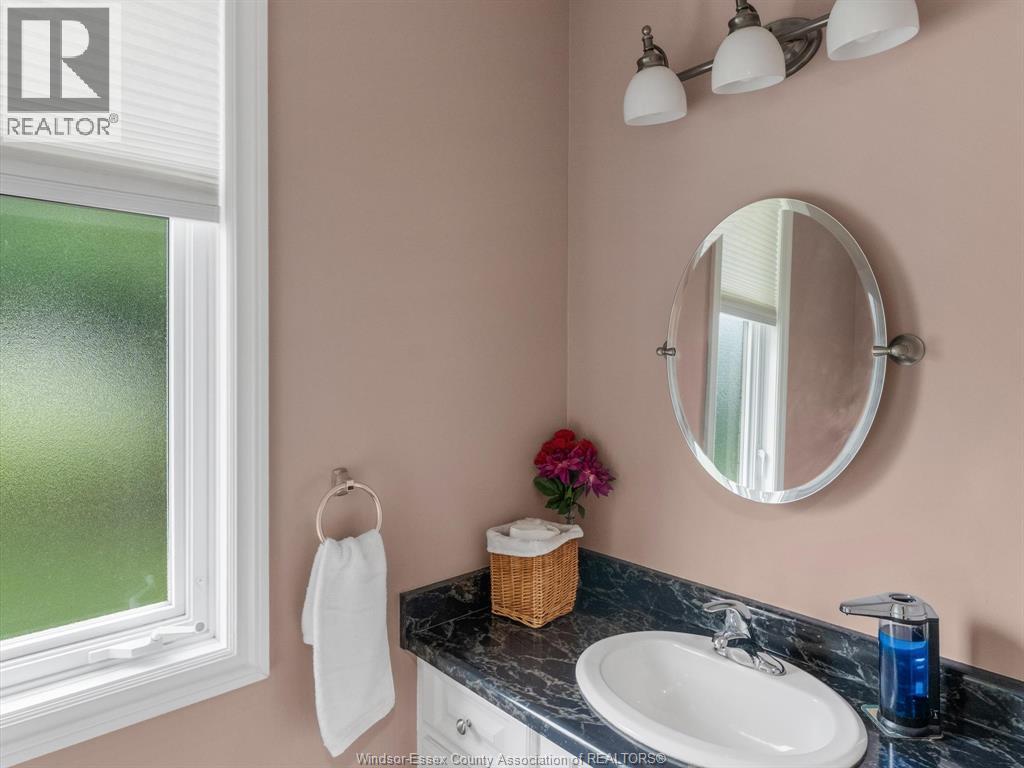 124 Allison AVENUE - 12