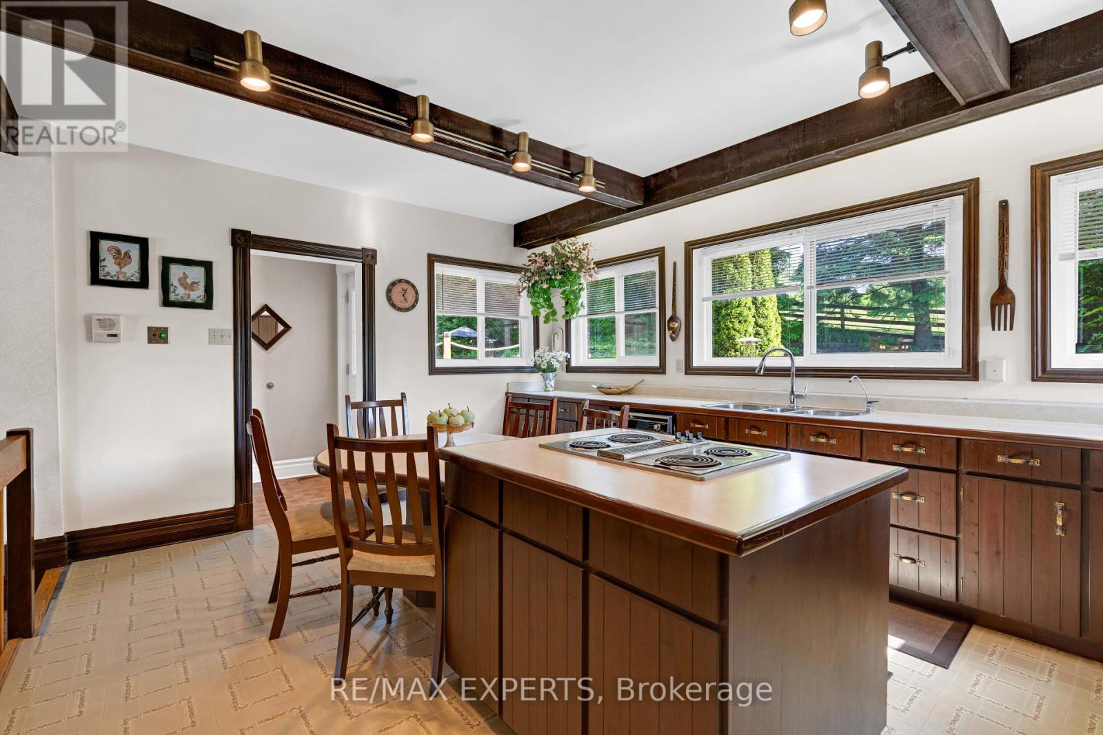 16718 CALEDON KING TOWNLINE N - 20