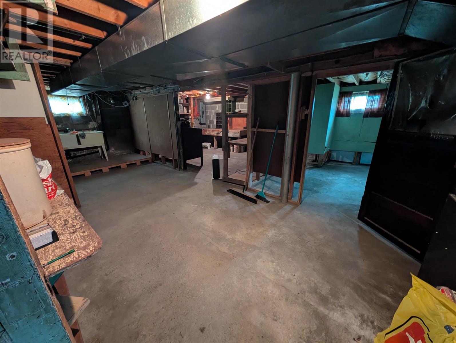 332 Winnipeg ST - 6
