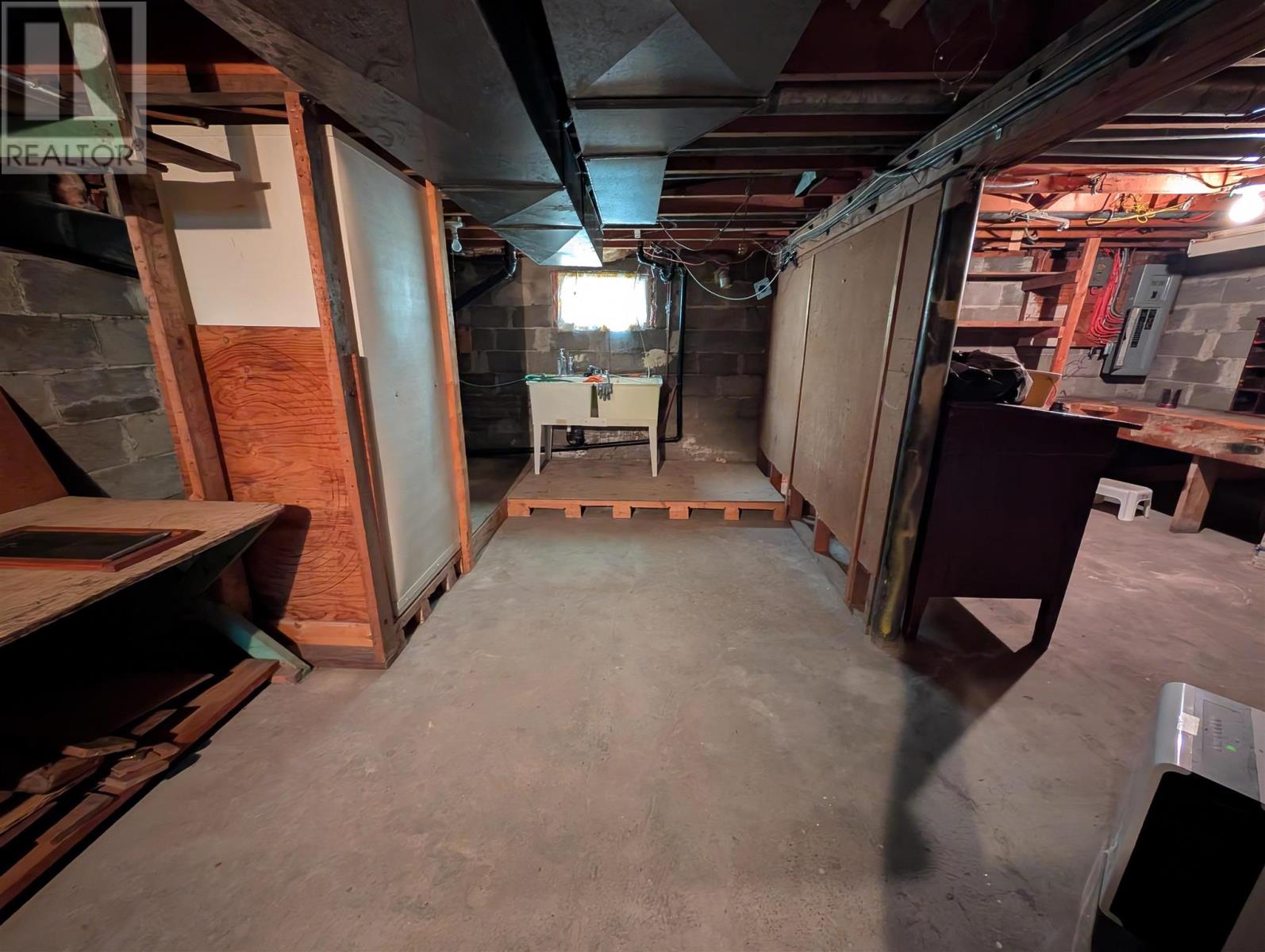 332 Winnipeg ST - 7