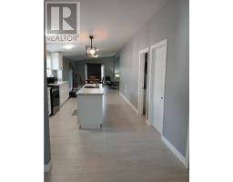 9 Central Ave, Elliot Lake, ON P5A2E8 Photo 12