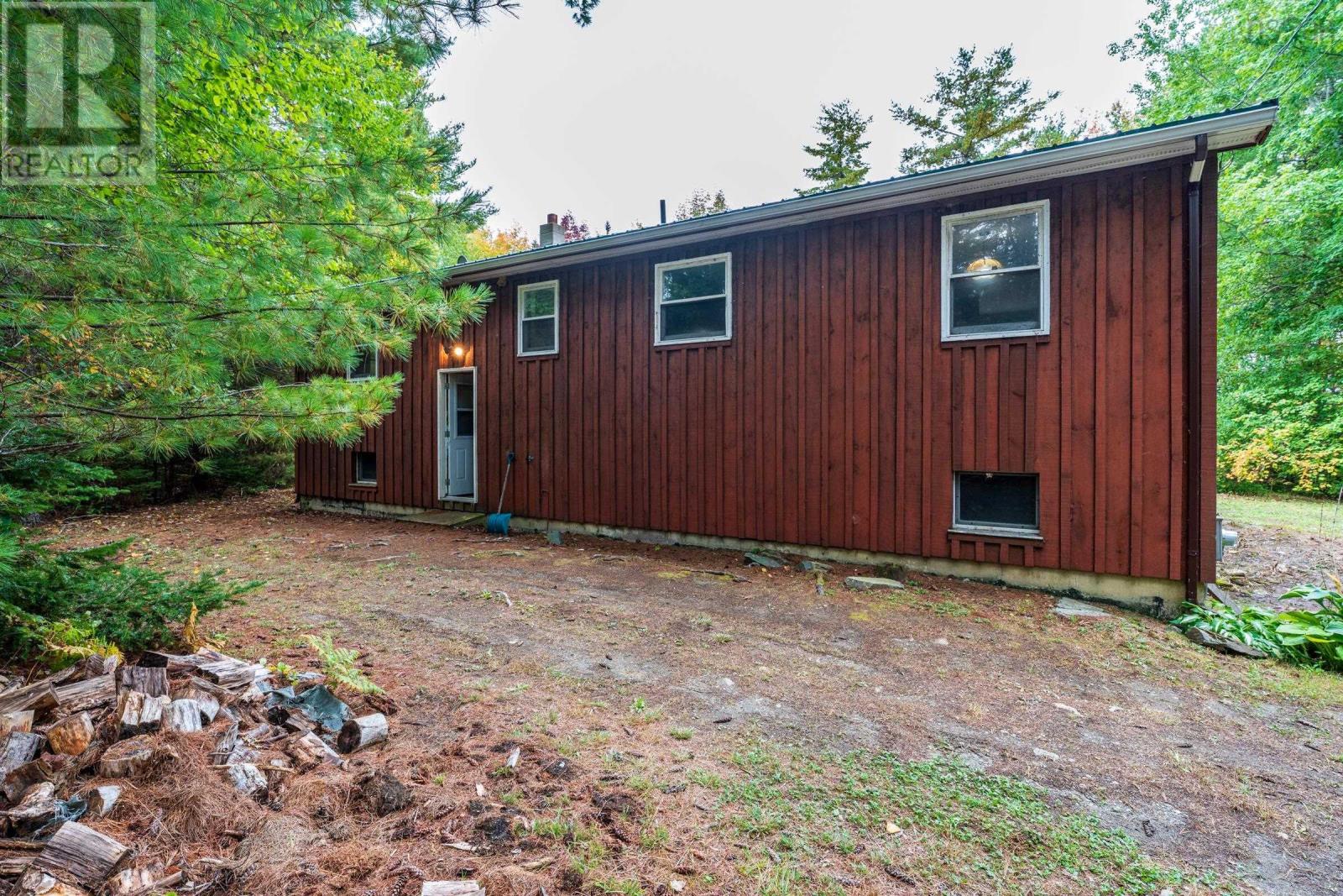 12361 Highway 8 - 25