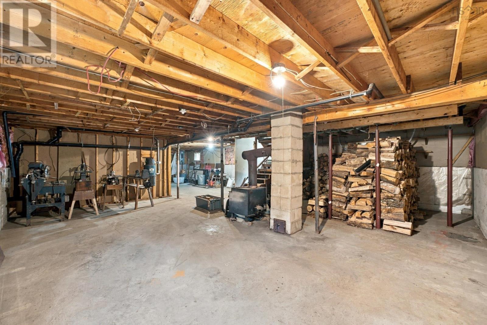 12361 Highway 8 - 42