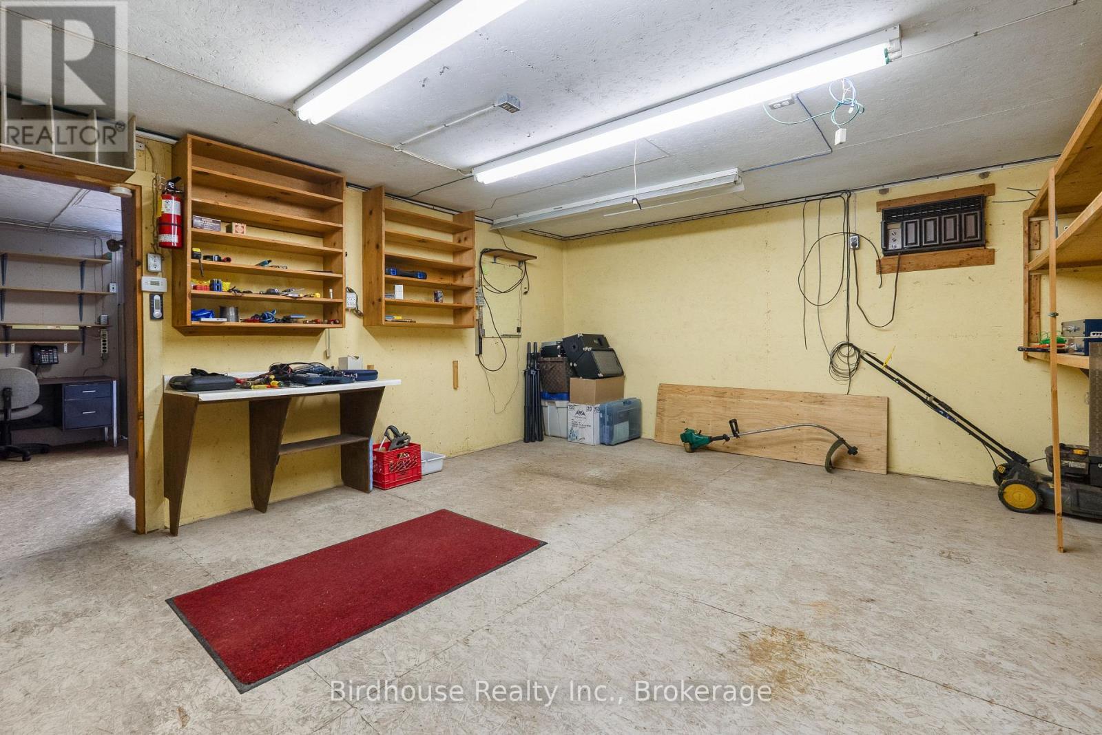 147 East Street North, Kawartha Lakes, ON photo 27