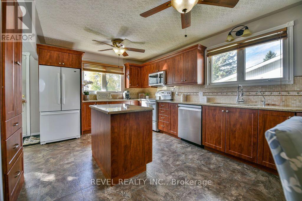 356 SHUB AVENUE - Image 4