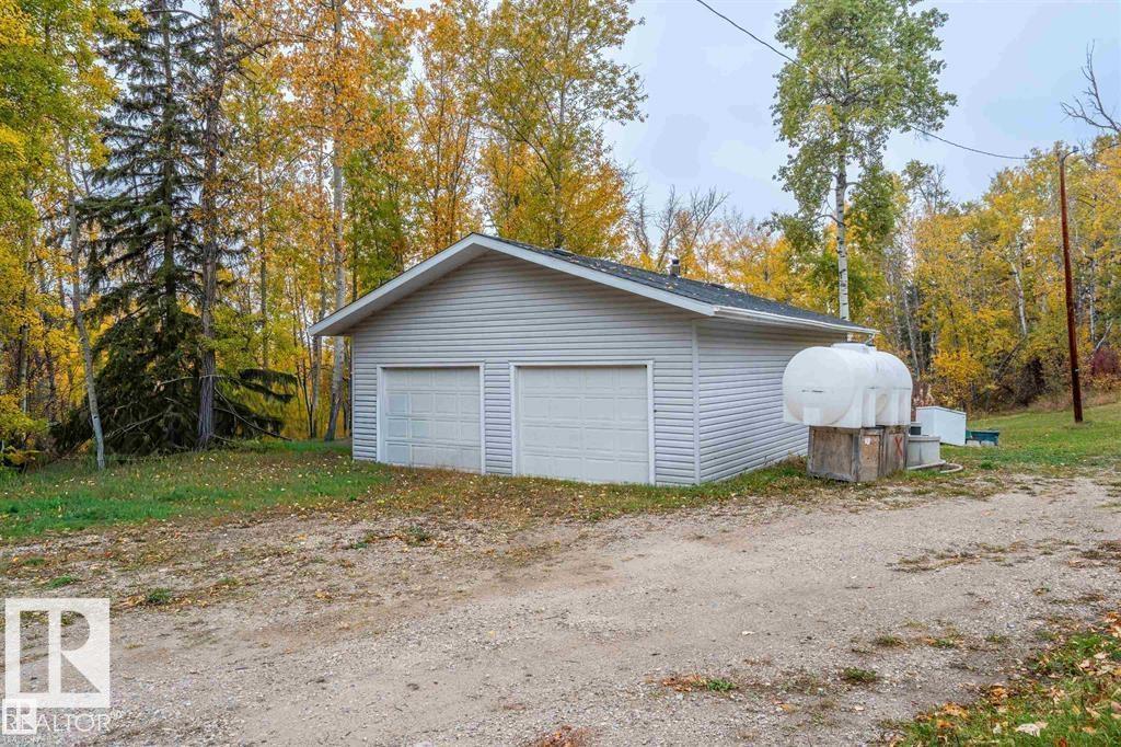 42204B TWP RD 624 - 22