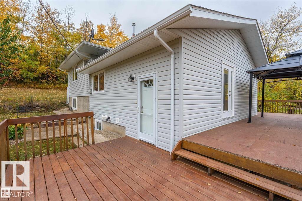 42204B TWP RD 624 - 23