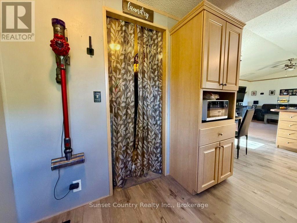 #7 143 MARION ROAD - 15