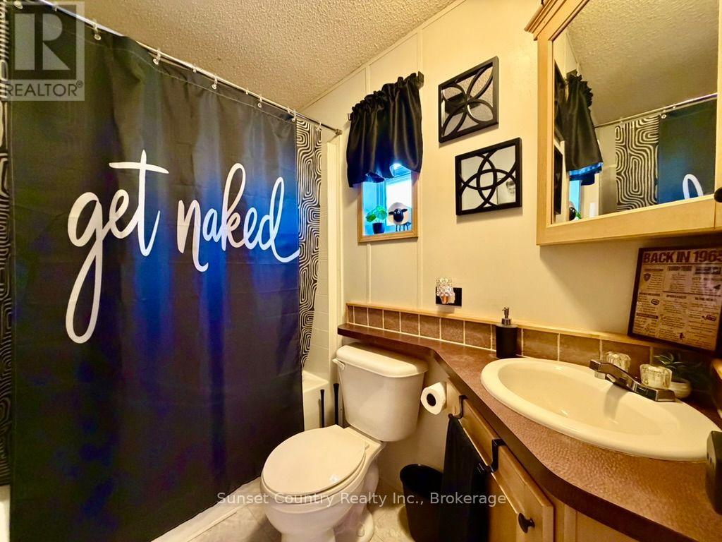 #7 143 MARION ROAD - 21