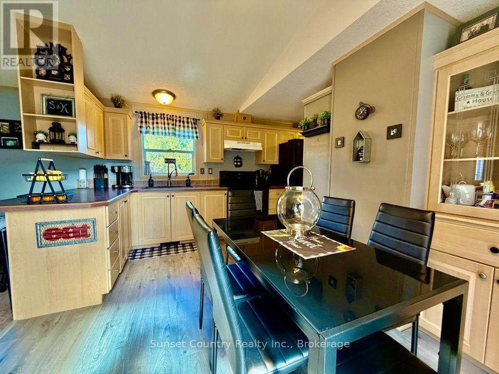 #7 143 MARION ROAD - 6
