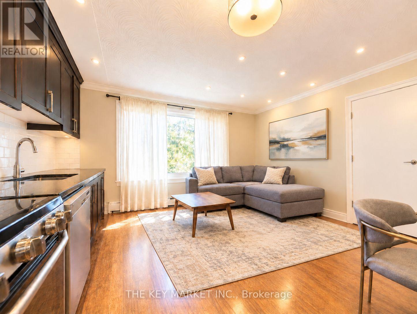 Photo of 211 St Clements Avenue