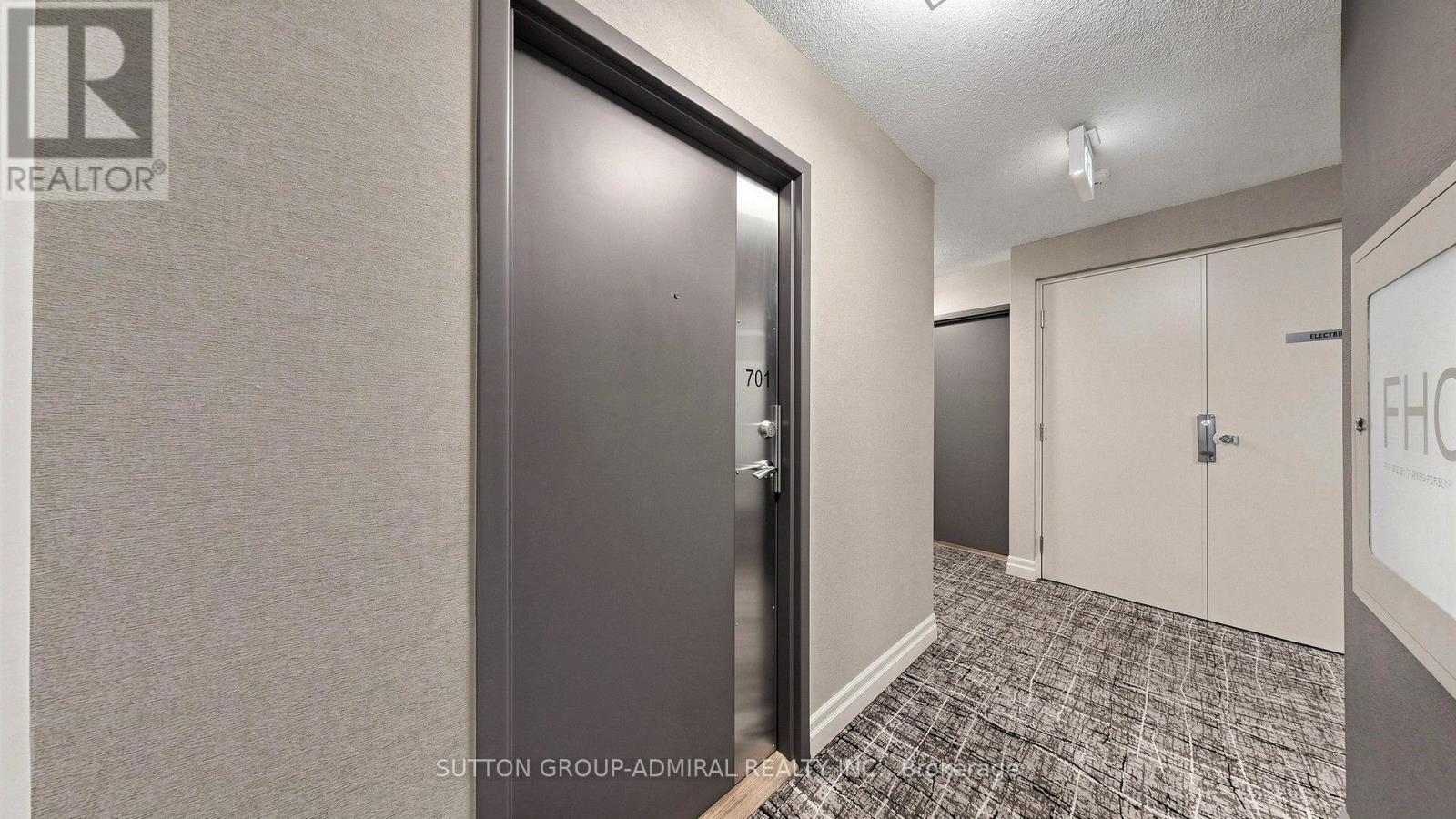701- 30 Hayden Street, Toronto, ON photo 10