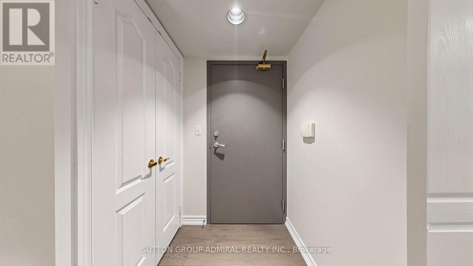 #701 30 HAYDEN STREET - 11