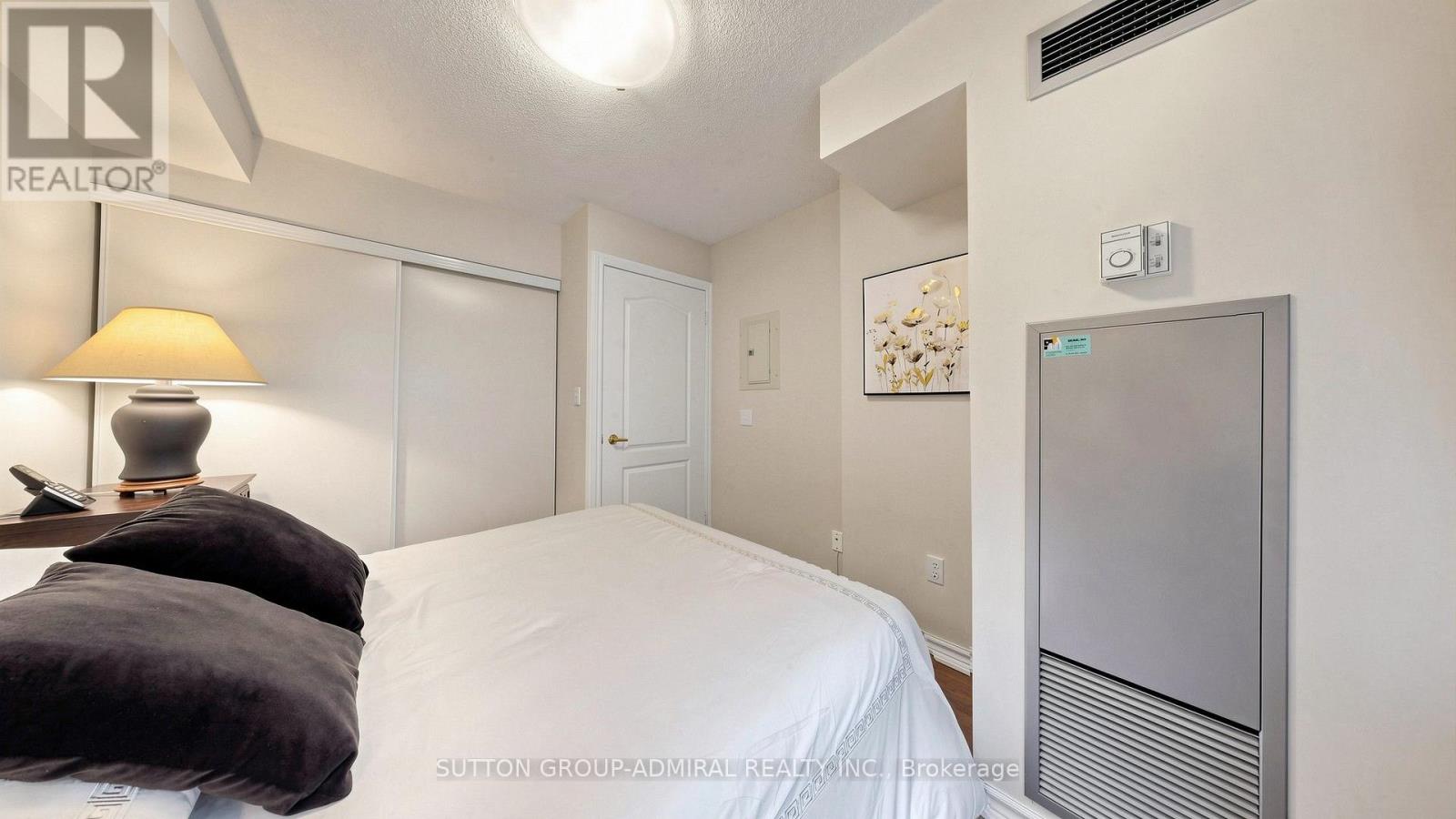 701- 30 Hayden Street, Toronto, ON photo 32