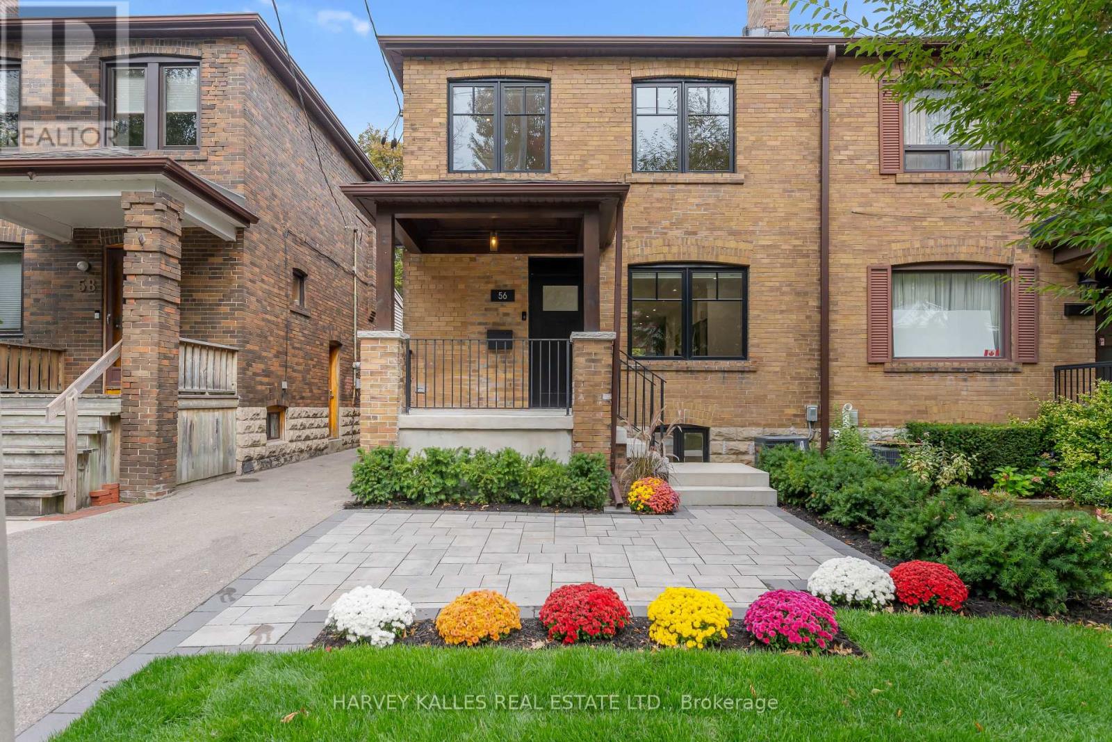 56 Glengarry Avenue, Toronto, ON photo 3