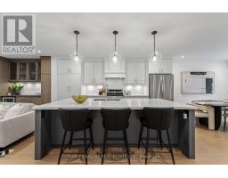 Laundry room - 56 Glengarry Avenue, Toronto, ON M5M1C9 Photo 10