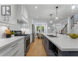56 Glengarry Avenue, Toronto, ON M5M1C9 Photo 12