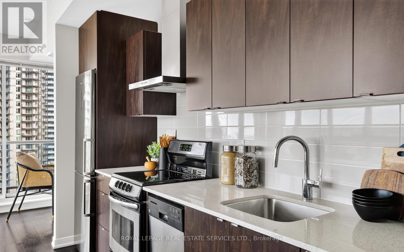 1904- 51 East Liberty Street, Toronto, ON photo 7