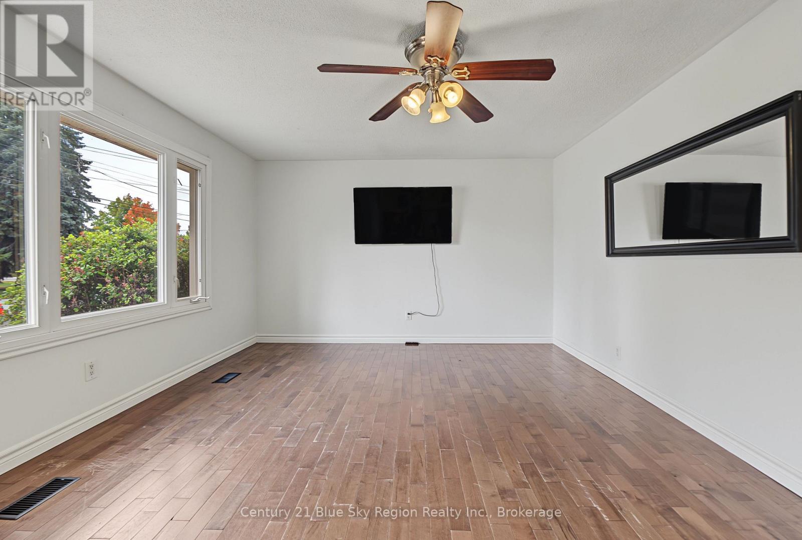 22 CORBETT STREET - 7