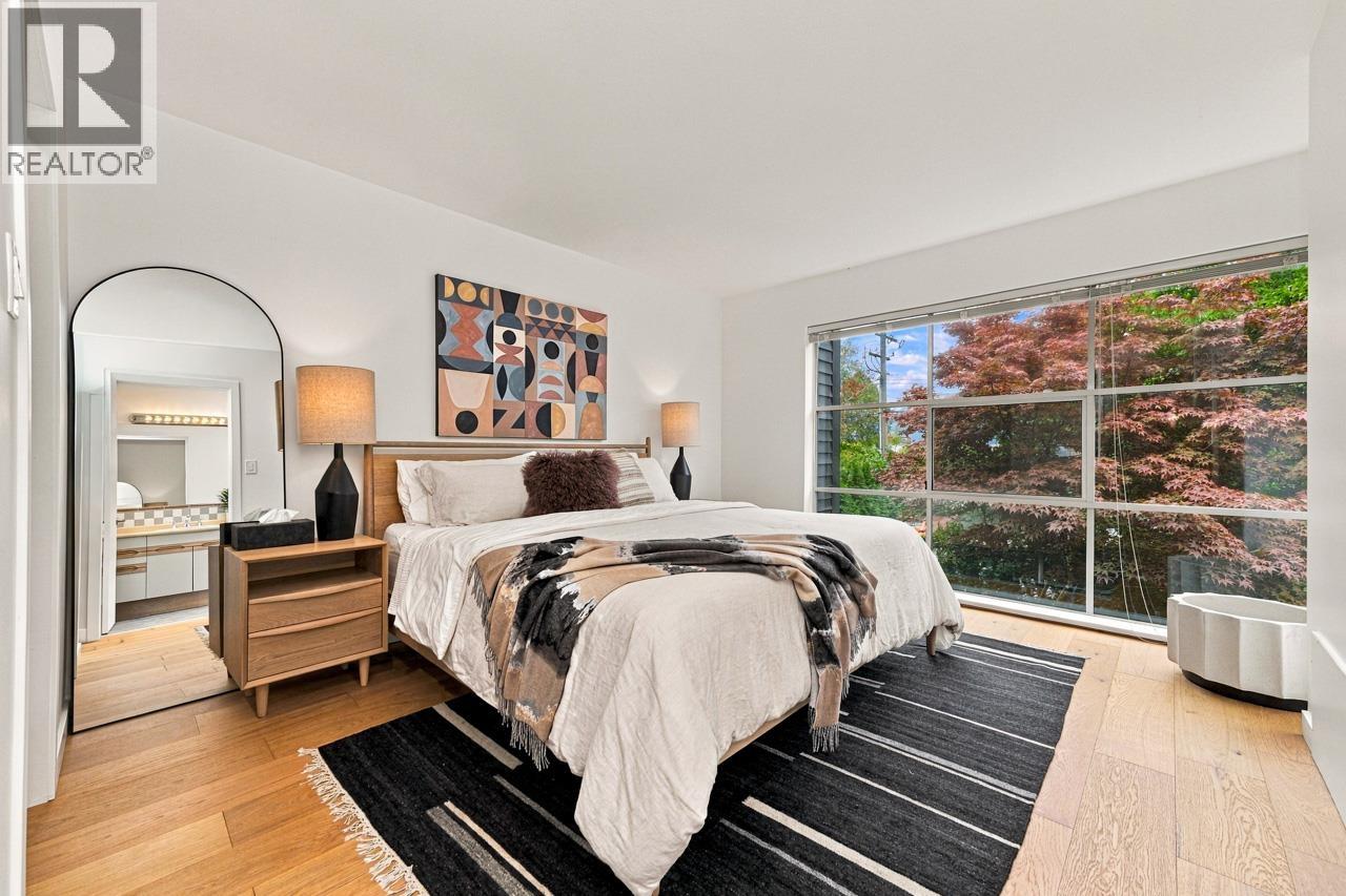 Photo of 6424 BRUCE STREET 19