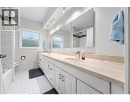 429 Newlands Road, West Vancouver, BC V7T1W2 Photo 14