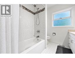 429 Newlands Road, West Vancouver, BC V7T1W2 Photo 15