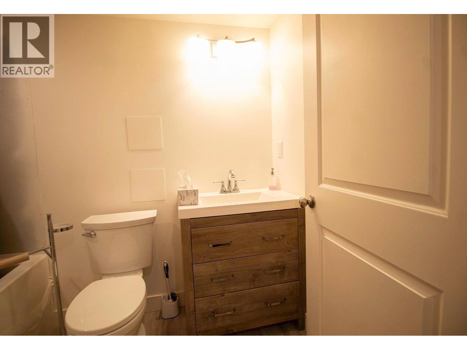 5829 DUNBAR STREET, Vancouver - Image 1
