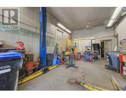 222 Blake Street, Barrie, ON L4M1K3 Photo 6
