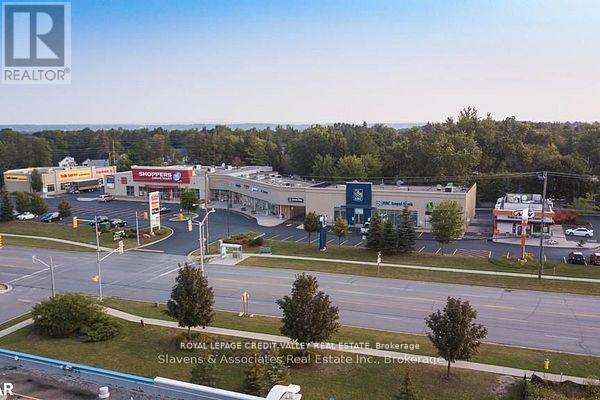 1B1-649 Yonge Street, Barrie photo 2