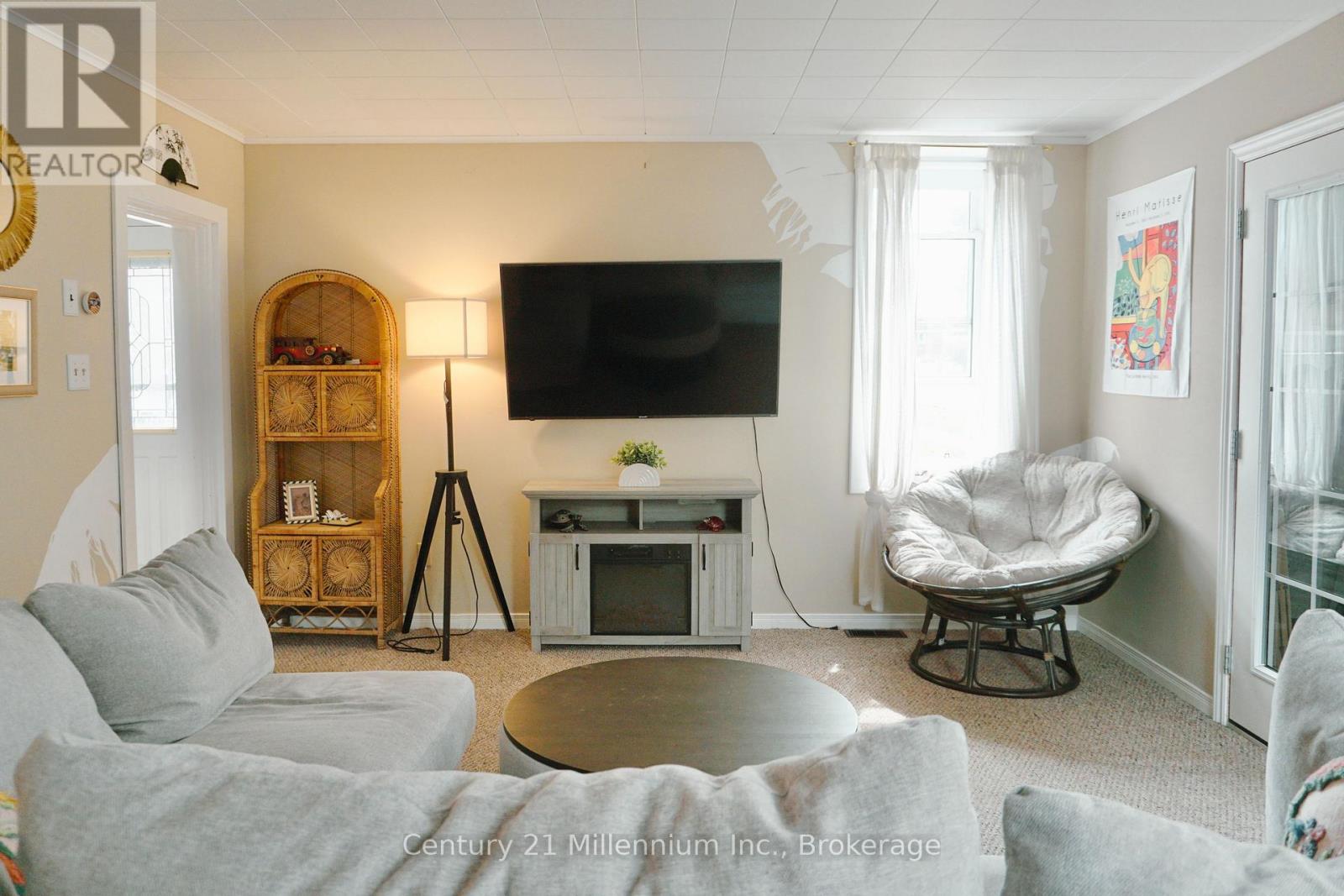2245 4TH AVENUE W - 4