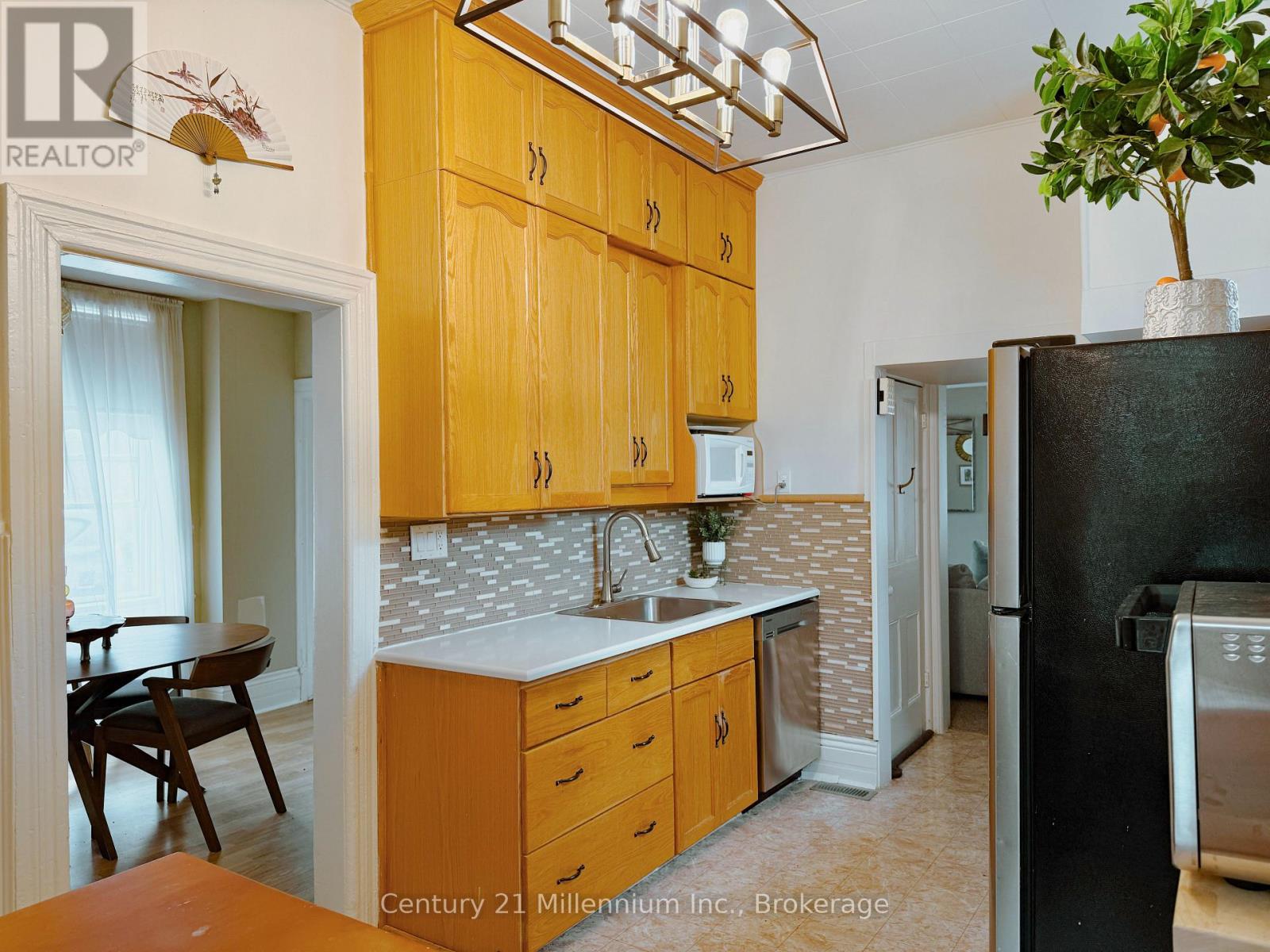 2245 4TH AVENUE W - Image 5