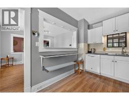 Bedroom - 208 Carlton Street, St  Catharines, ON L2R1S6 Photo 9