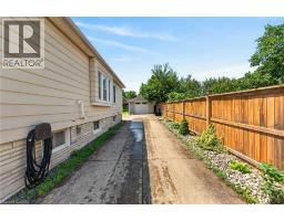 208 Carlton Street, St  Catharines, ON L2R1S6 Photo 38