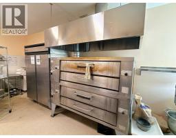 5301 48 Avenue, Taber, AB T1G1S7 Photo 9