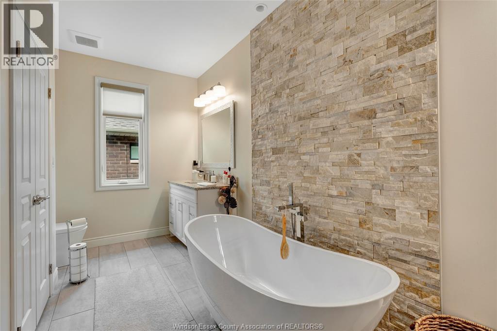 19 Lukas Drive — photo 21
