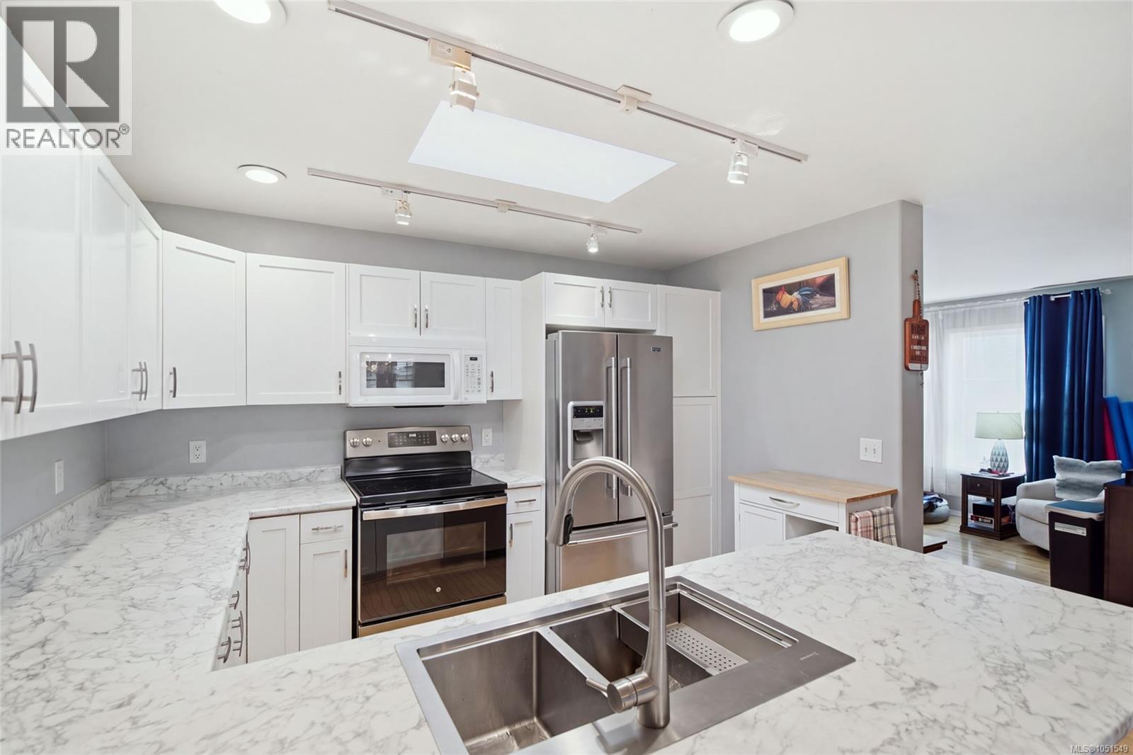 3948 Valewood Dr - 7