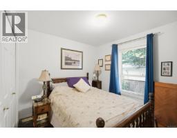 3948 Valewood Dr, Nanaimo, BC V9T6B9 Photo 12