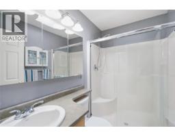 3948 Valewood Dr, Nanaimo, BC V9T6B9 Photo 14