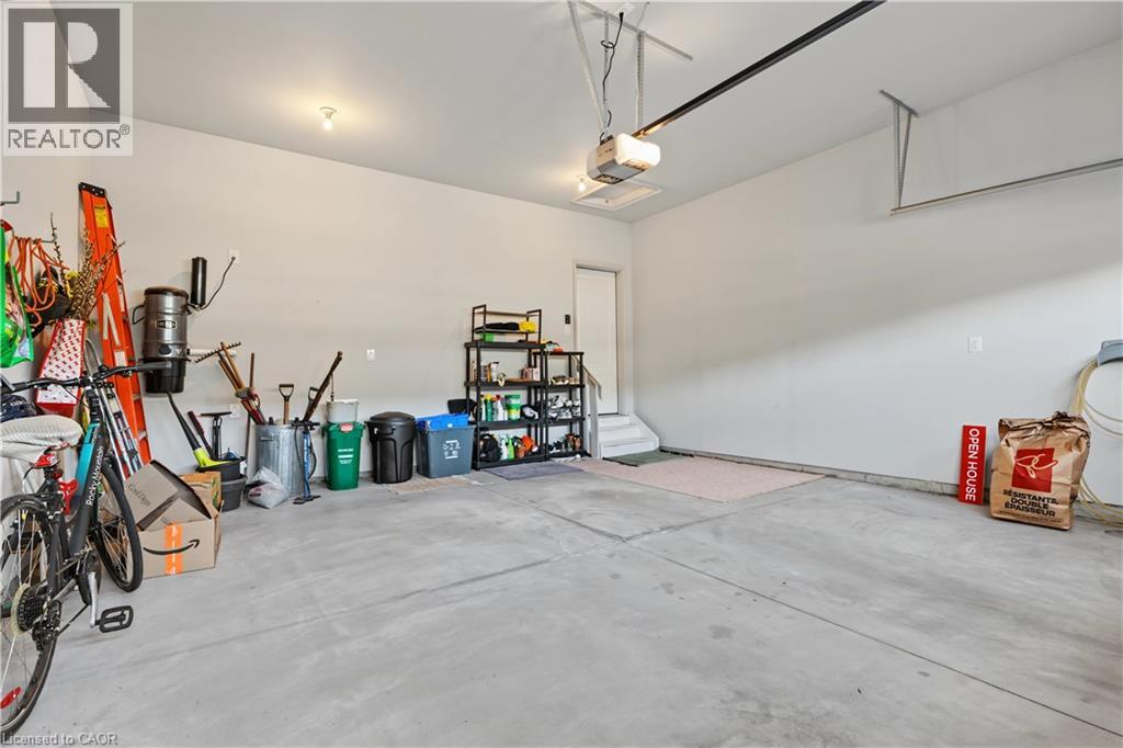 17 Ridgeview Crescent — photo 35