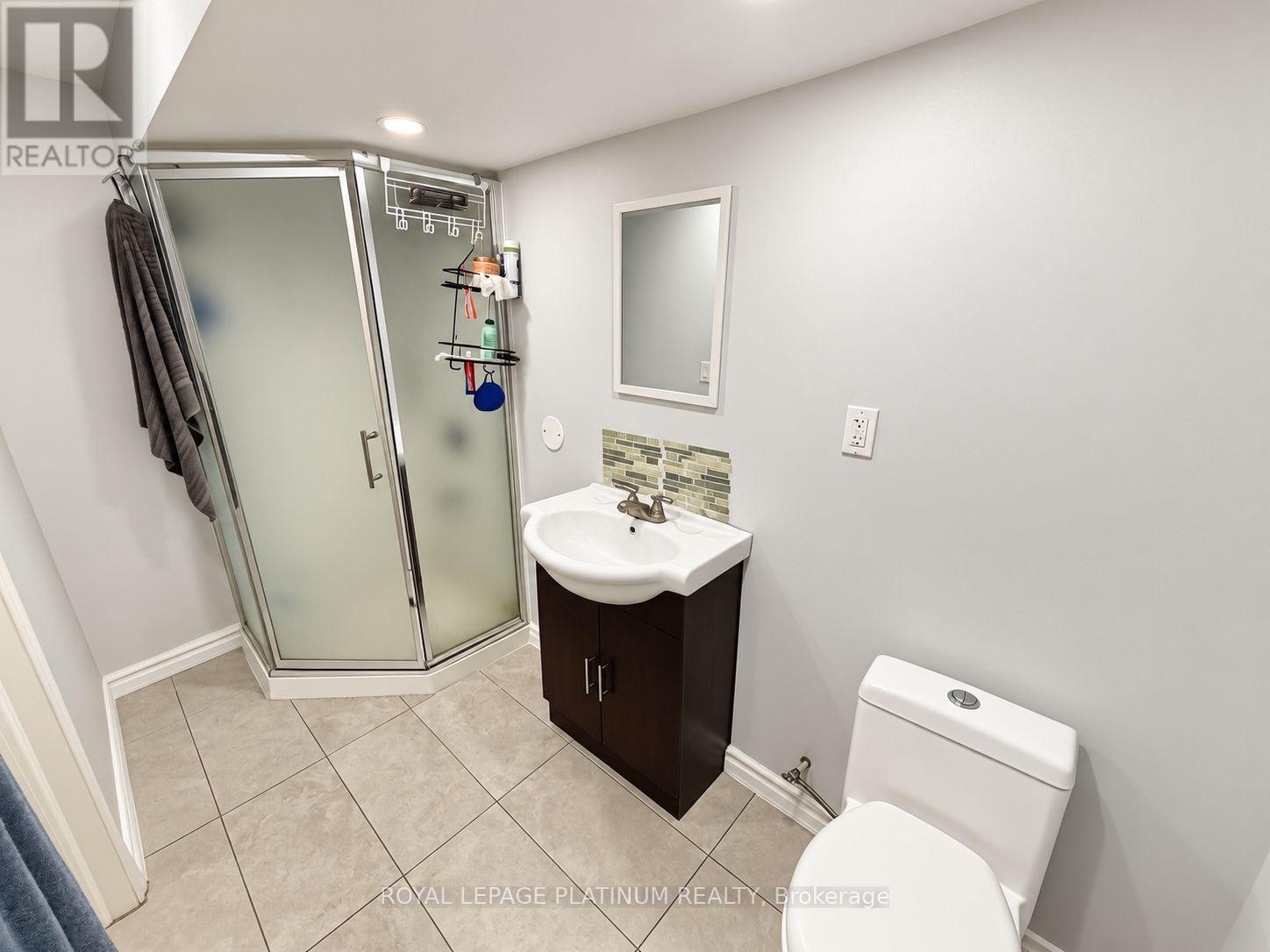 16 Joshua Court, Brampton, ON photo 27