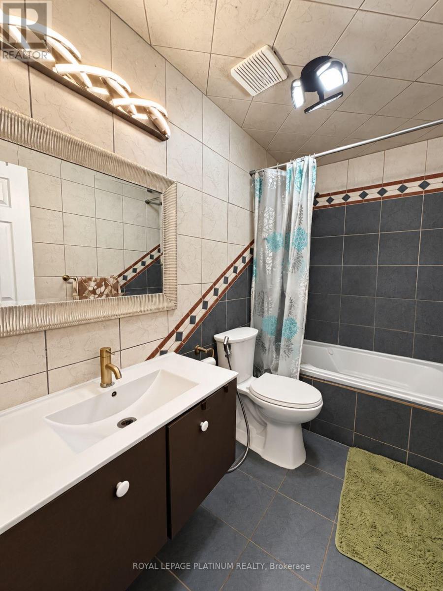 16 JOSHUA COURT - 28
