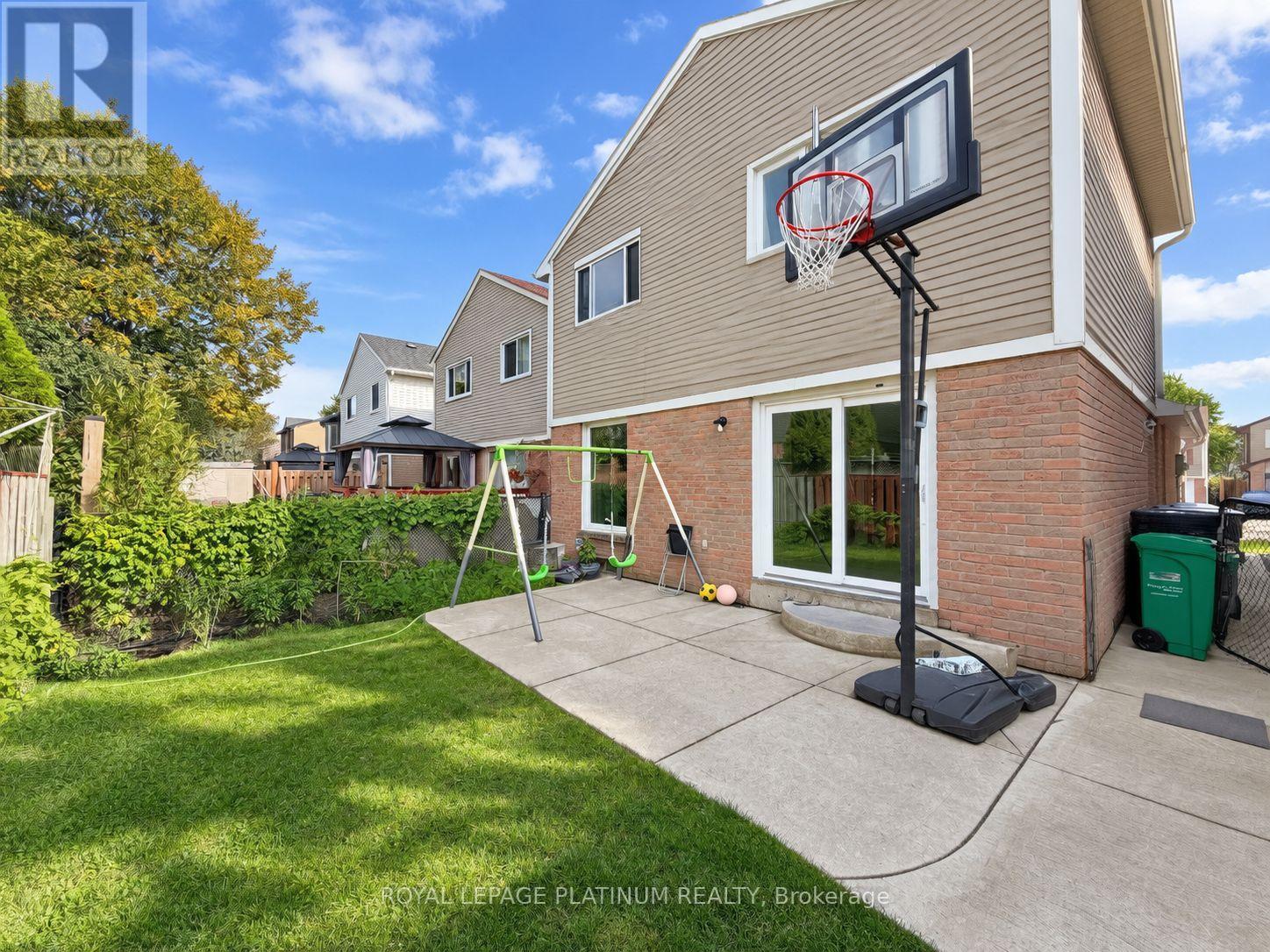16 JOSHUA COURT - 34