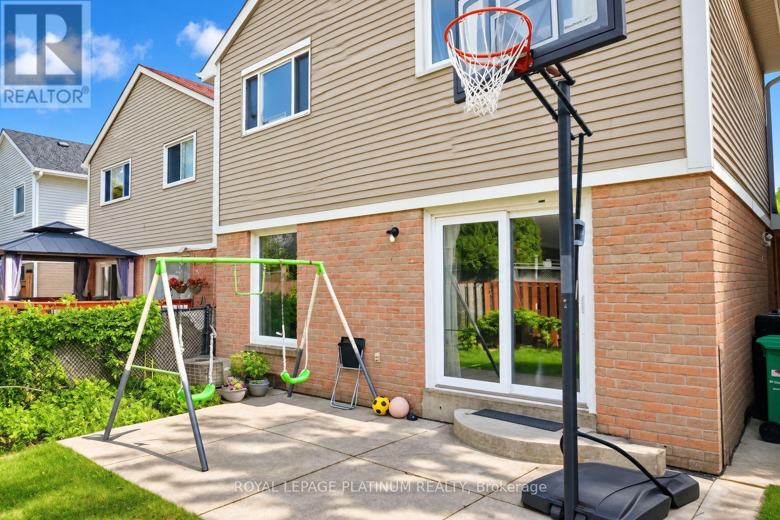 16 Joshua Court, Brampton, ON photo 37