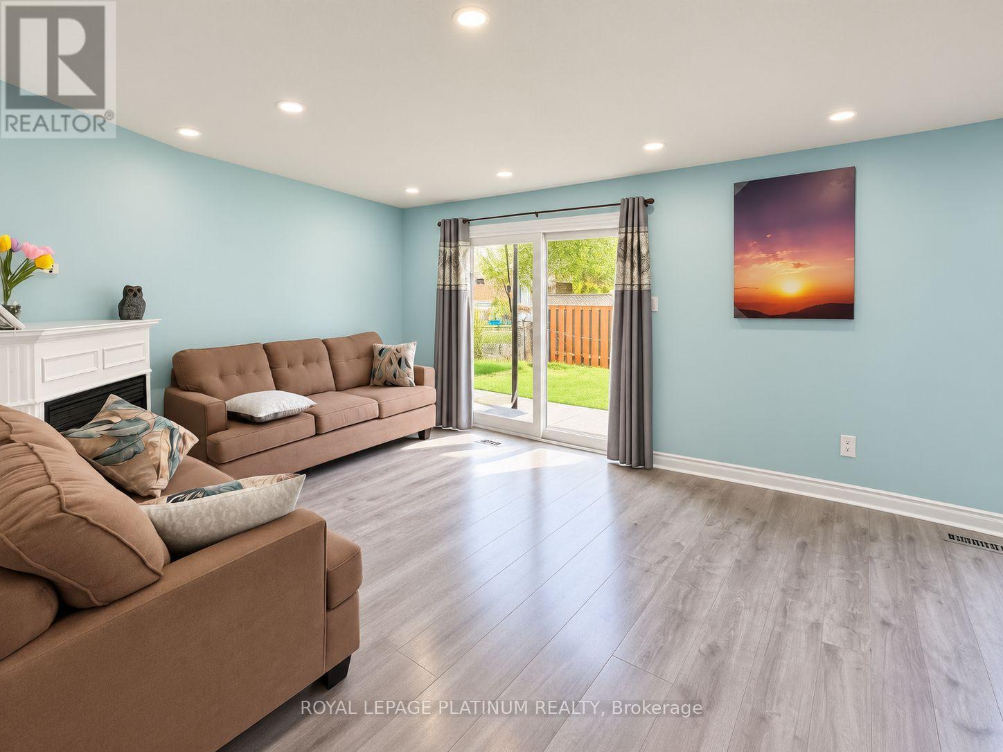 16 Joshua Court, Brampton, ON photo 9
