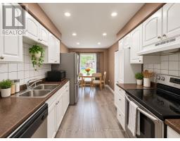 16 Joshua Court, Brampton, ON L6S3W4 Photo 13
